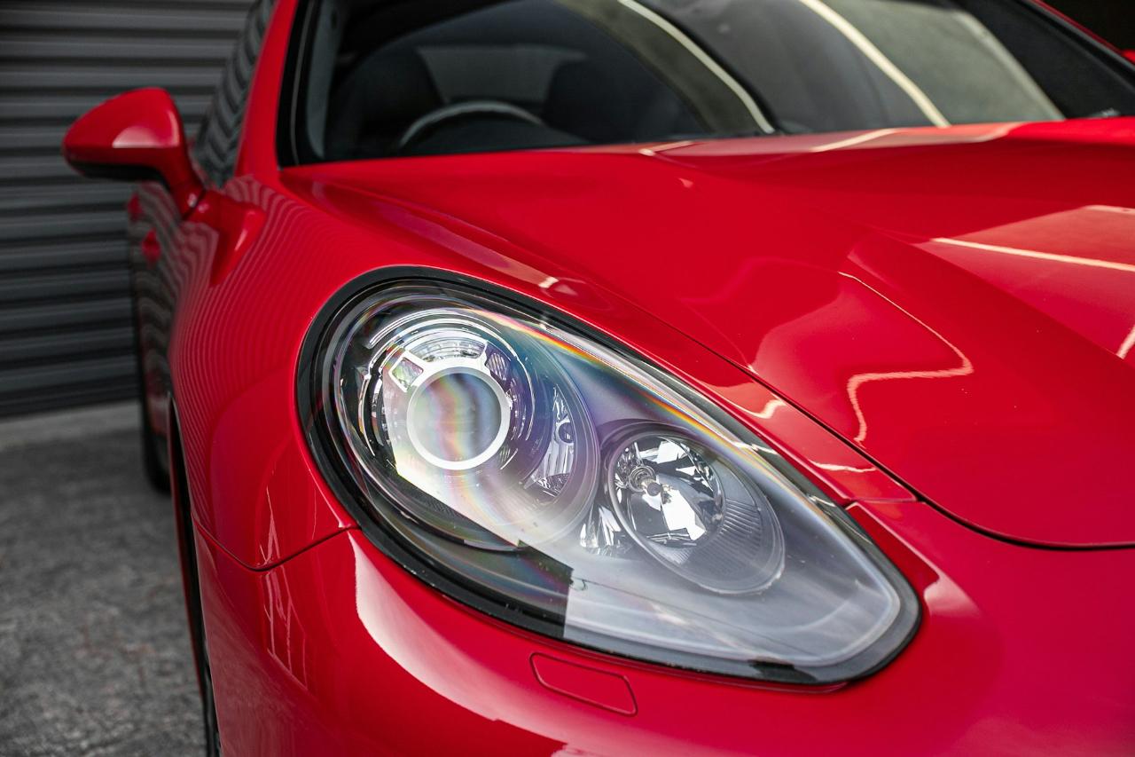 Porsche Panamera 4dr HB GTS 2016
