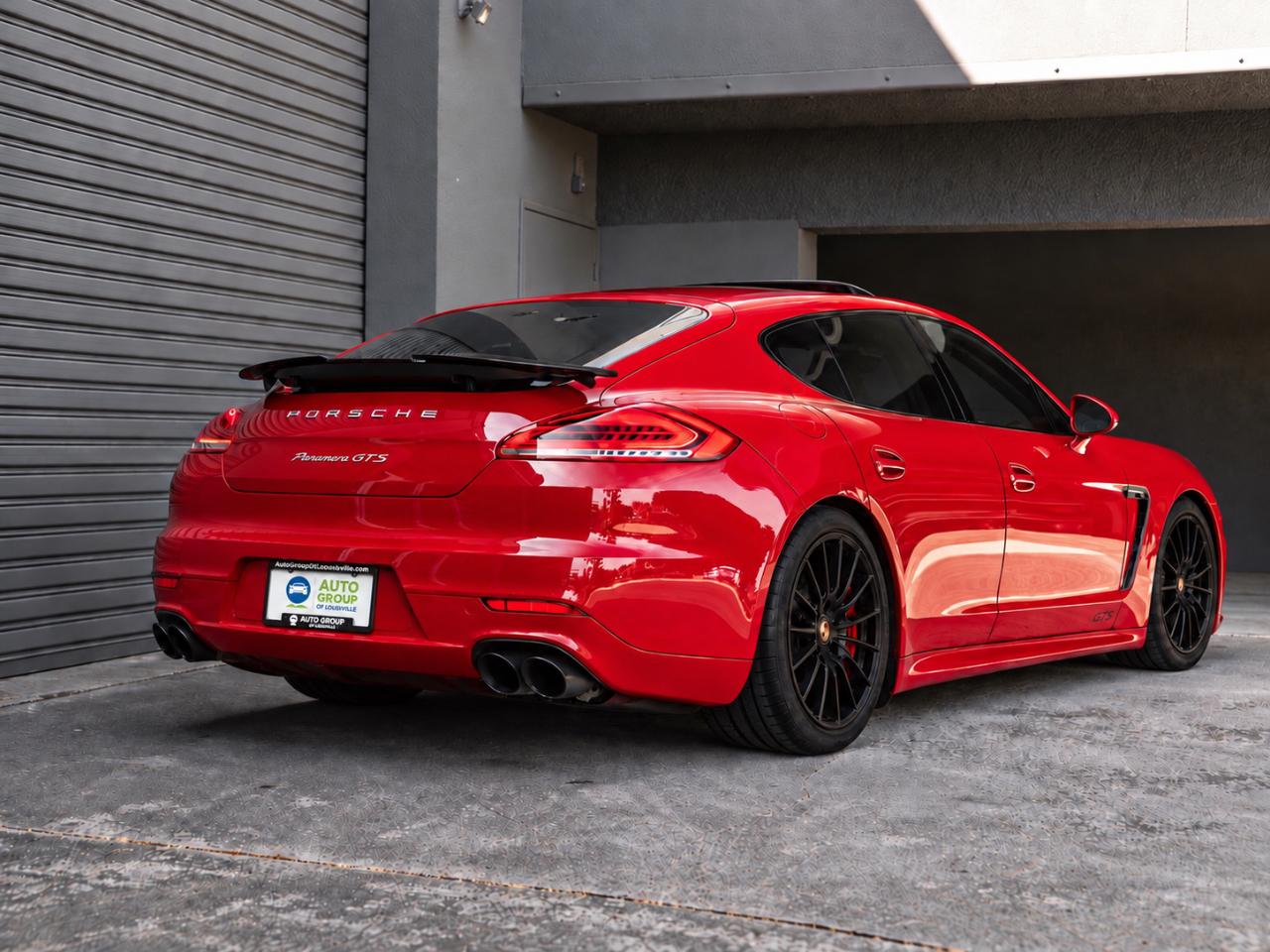 Porsche Panamera 4dr HB GTS 2016