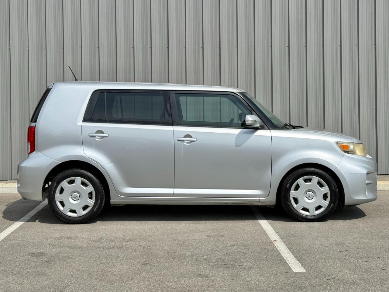 Scion xB 5dr Wgn Man (Natl) 2012