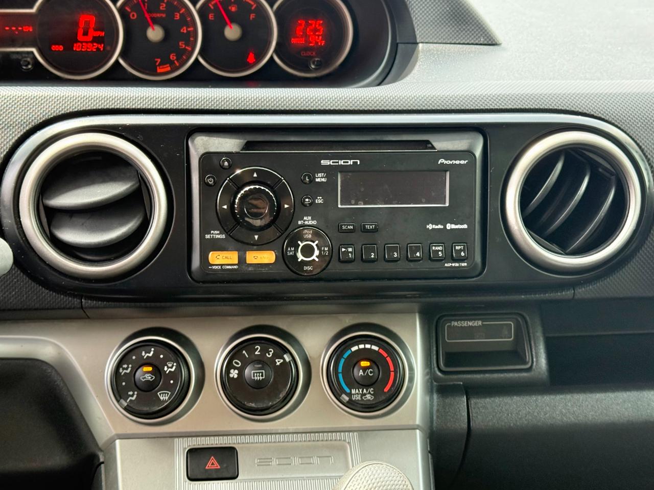 Scion xB 5dr Wgn Man (Natl) 2012