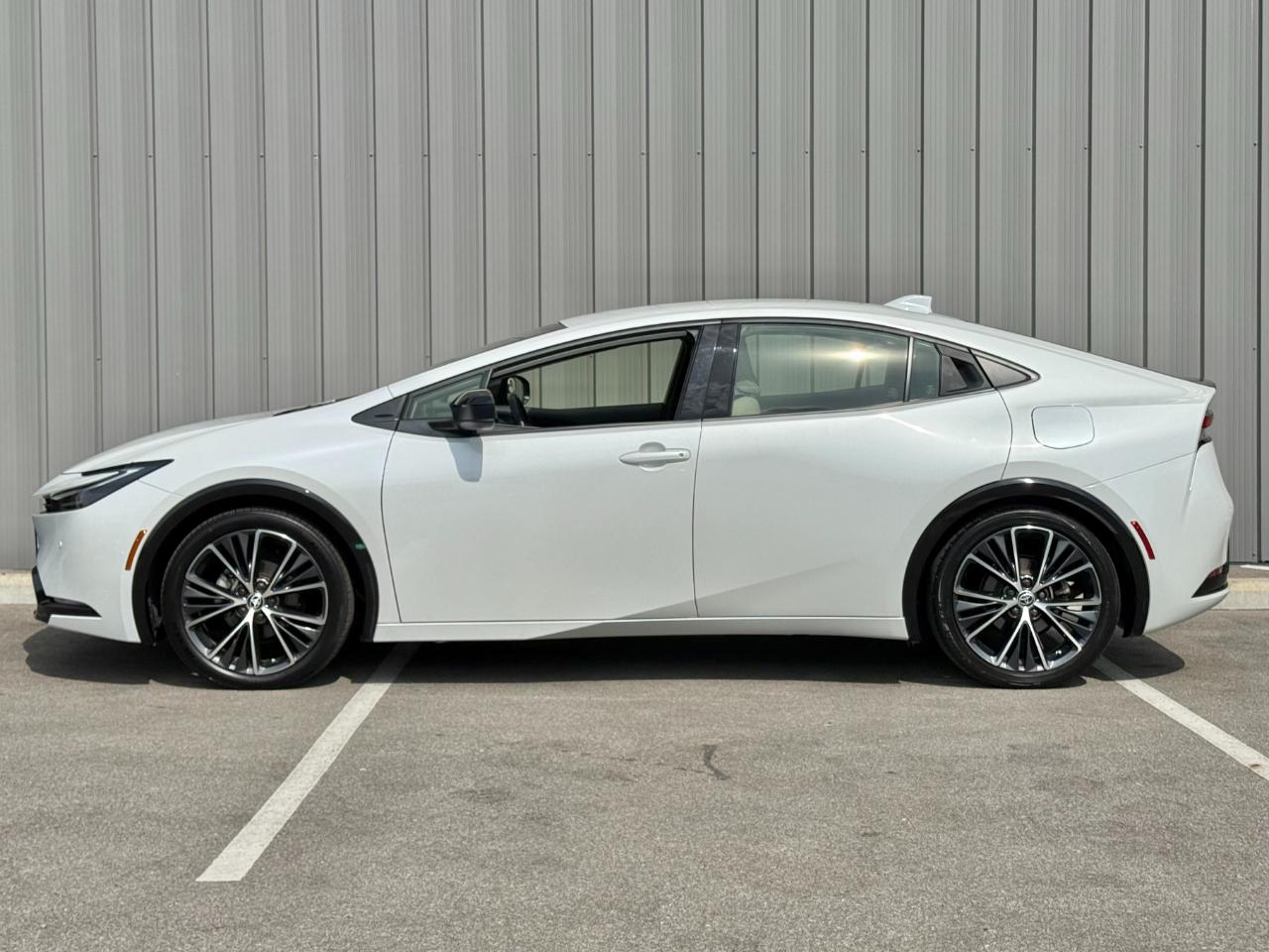 Toyota Prius Limited (Natl) 2023