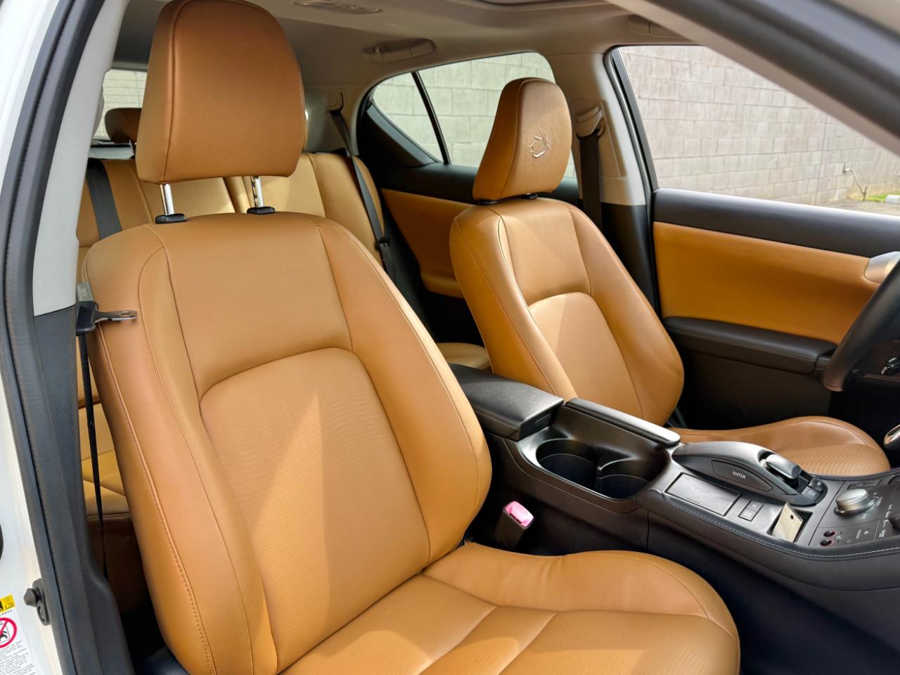 Lexus CT 200h 5dr Sdn Hybrid 2013