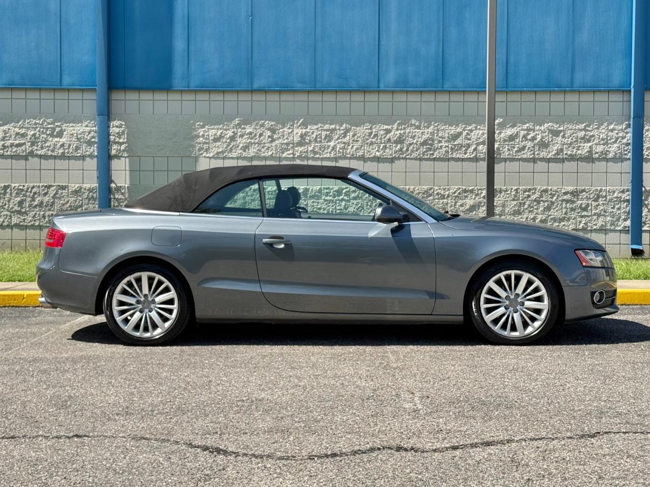 Audi A5 2dr Cabriolet Auto FrontTrak 2.0T Premium Plus 2012