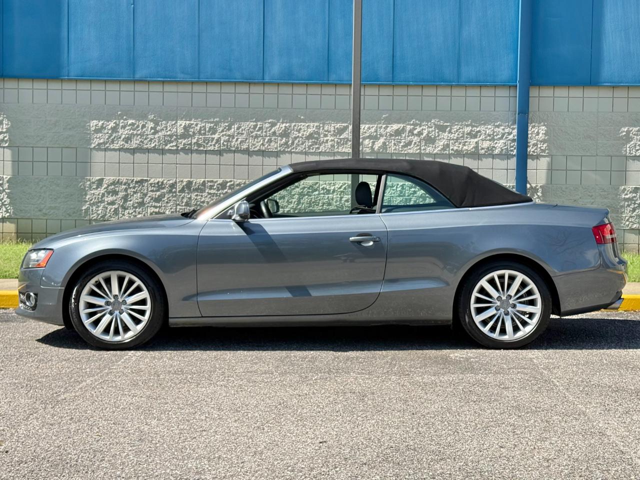 Audi A5 2dr Cabriolet Auto FrontTrak 2.0T Premium Plus 2012