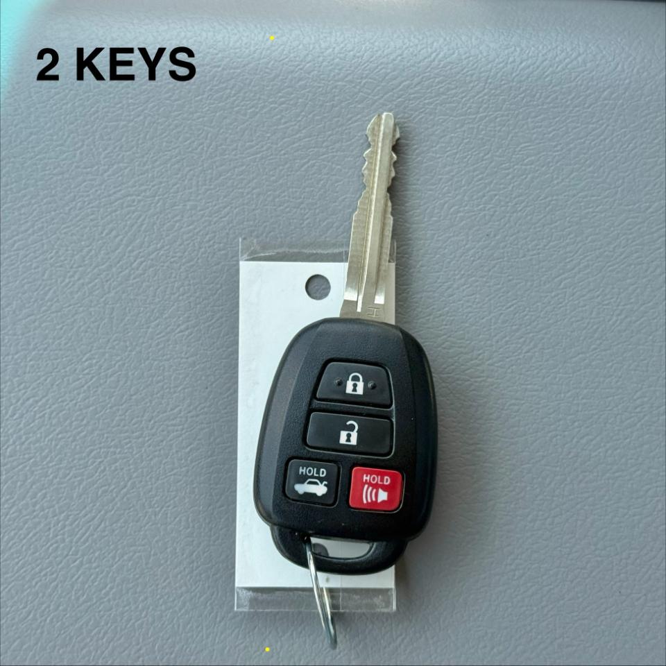 Toyota Camry XLE Auto (Natl) 2017