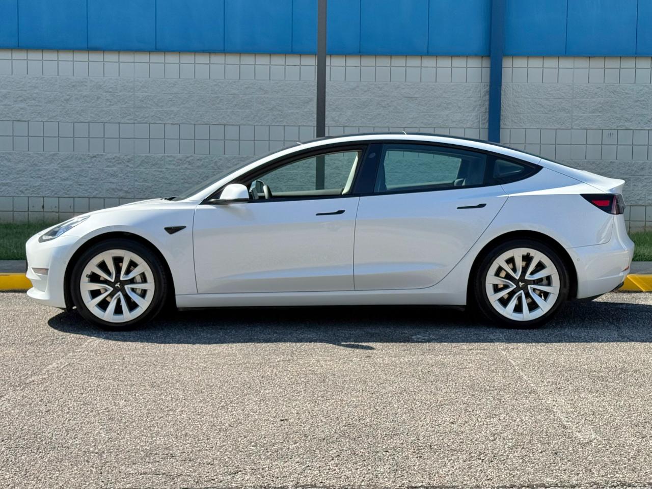 Tesla Model 3 Standard Range Plus RWD 2021