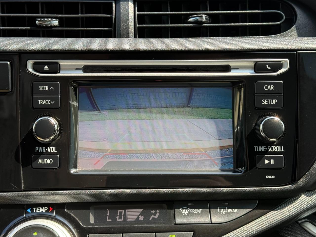 Toyota Prius c 5dr HB Persona Series (Natl) 2016
