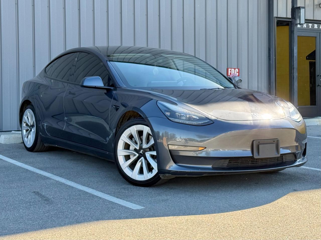 Tesla Model 3 Long Range AWD *Ltd Avail* 2022