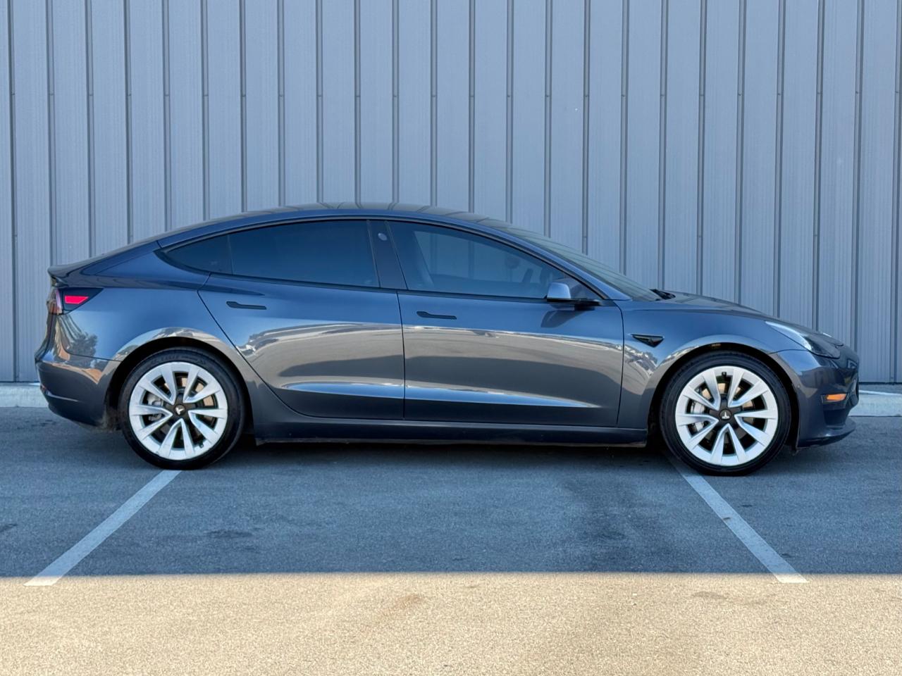 Tesla Model 3 Long Range AWD *Ltd Avail* 2022