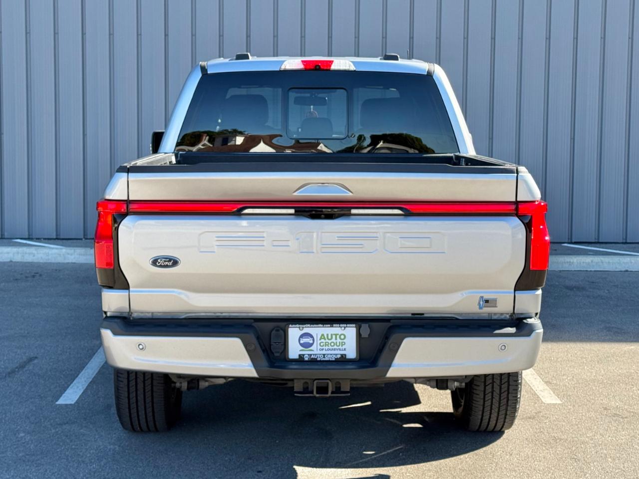 Ford F-150 Lightning LARIAT 4WD SuperCrew 5.5' Box 2023