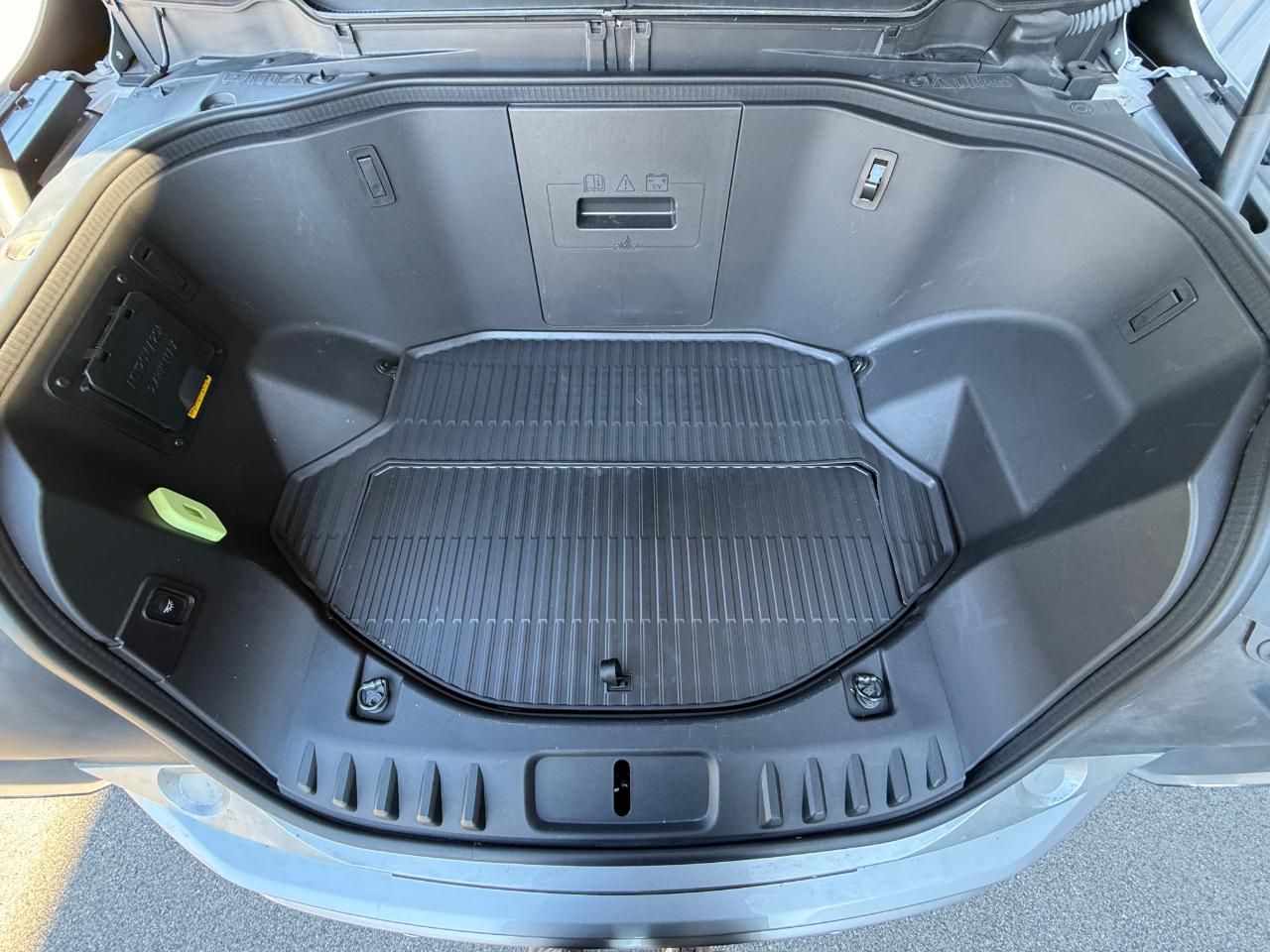 Ford F-150 Lightning LARIAT 4WD SuperCrew 5.5' Box 2023