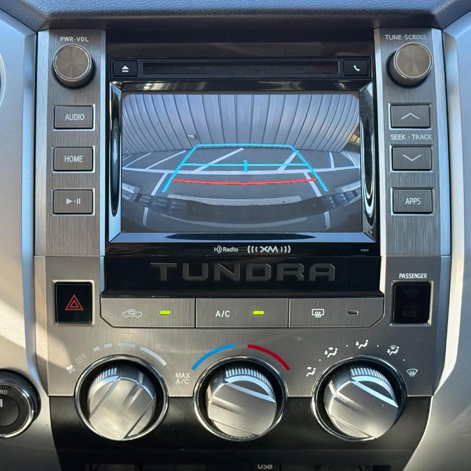 Toyota Tundra 4WD TRD Pro CrewMax 5.5' Bed 5.7L (Natl) 2017