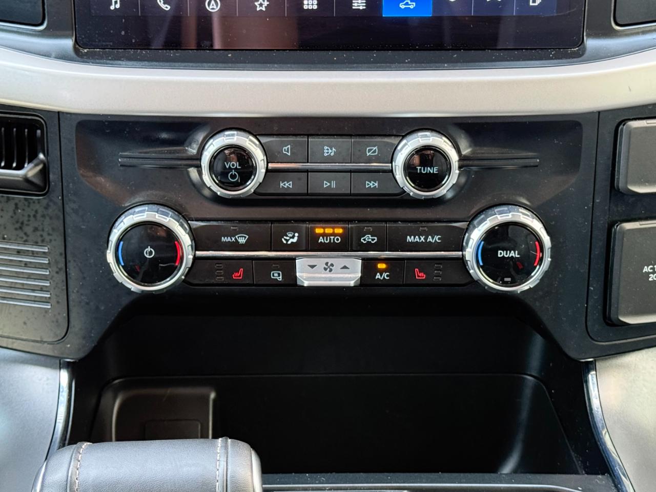 Ford F-150 Lightning Platinum 4WD SuperCrew 5.5' Box 2023