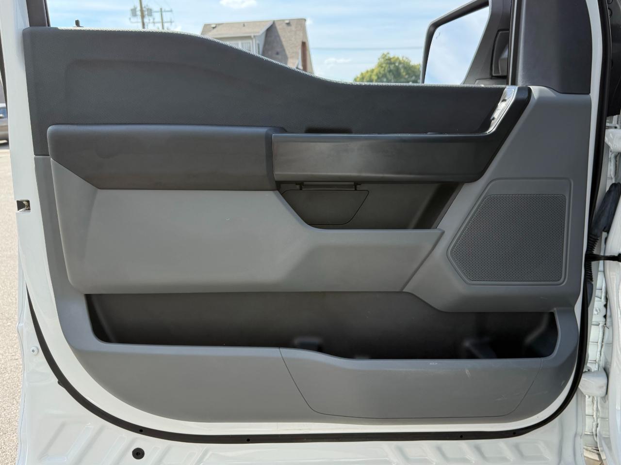 Ford F-150 Lightning Platinum 4WD SuperCrew 5.5' Box 2023