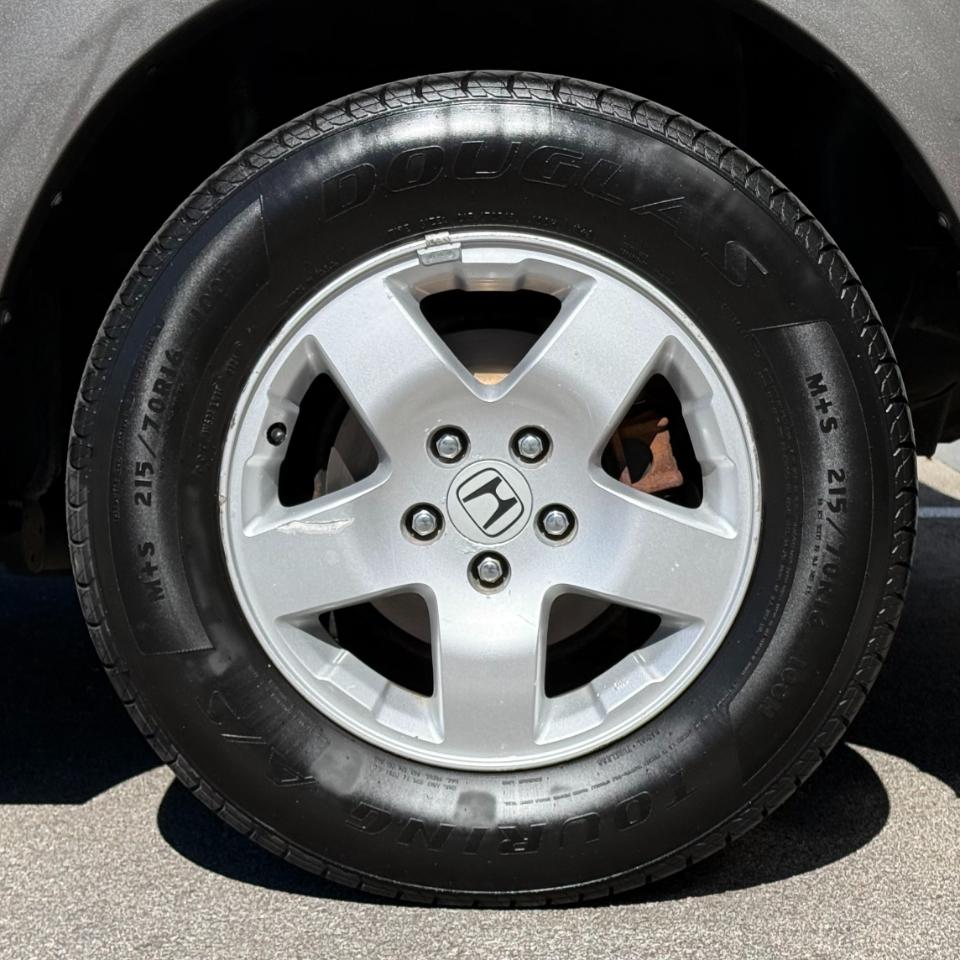 Honda Element 2WD EX MT 2005