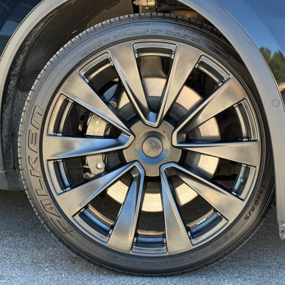 Tesla Model X AWD 2023