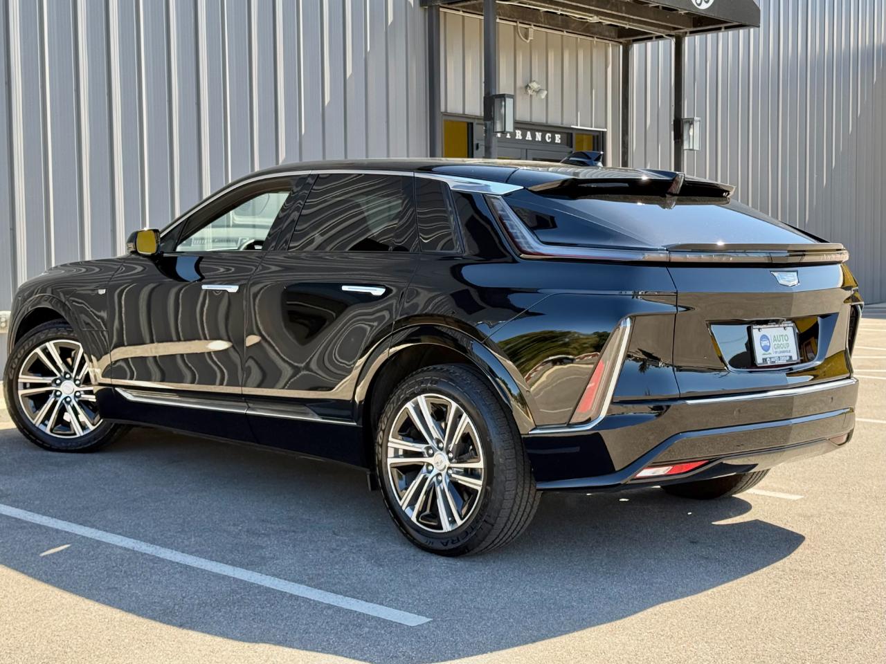 Cadillac Lyriq 4dr Luxury w/1SC 2024