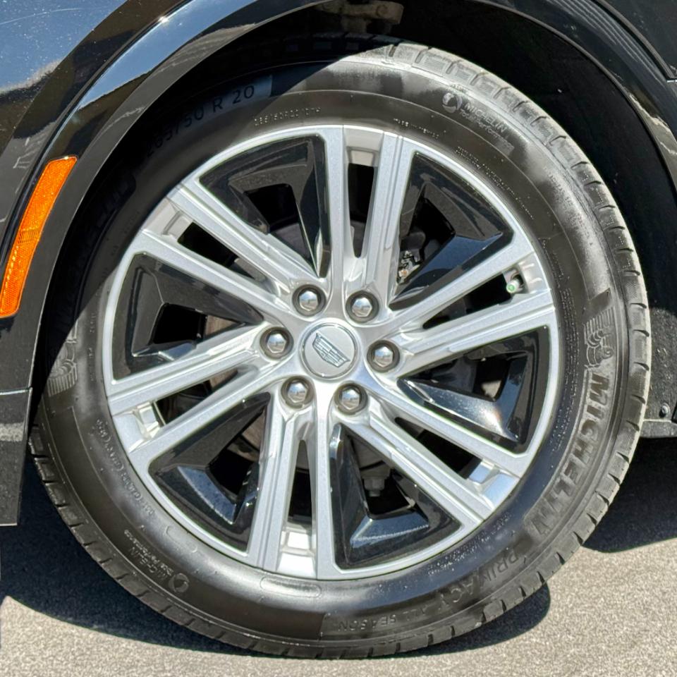 Cadillac Lyriq 4dr Tech w/1SA 2024