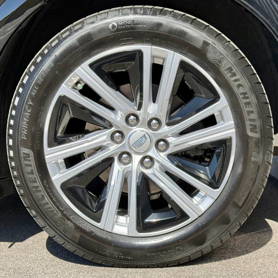 Cadillac Lyriq 4dr Tech w/1SA 2024