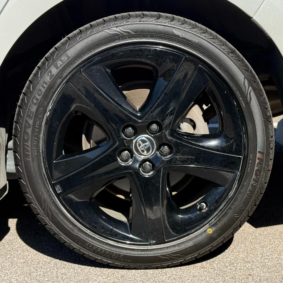Toyota Prius 20th Anniversary Edition (Natl) 2021