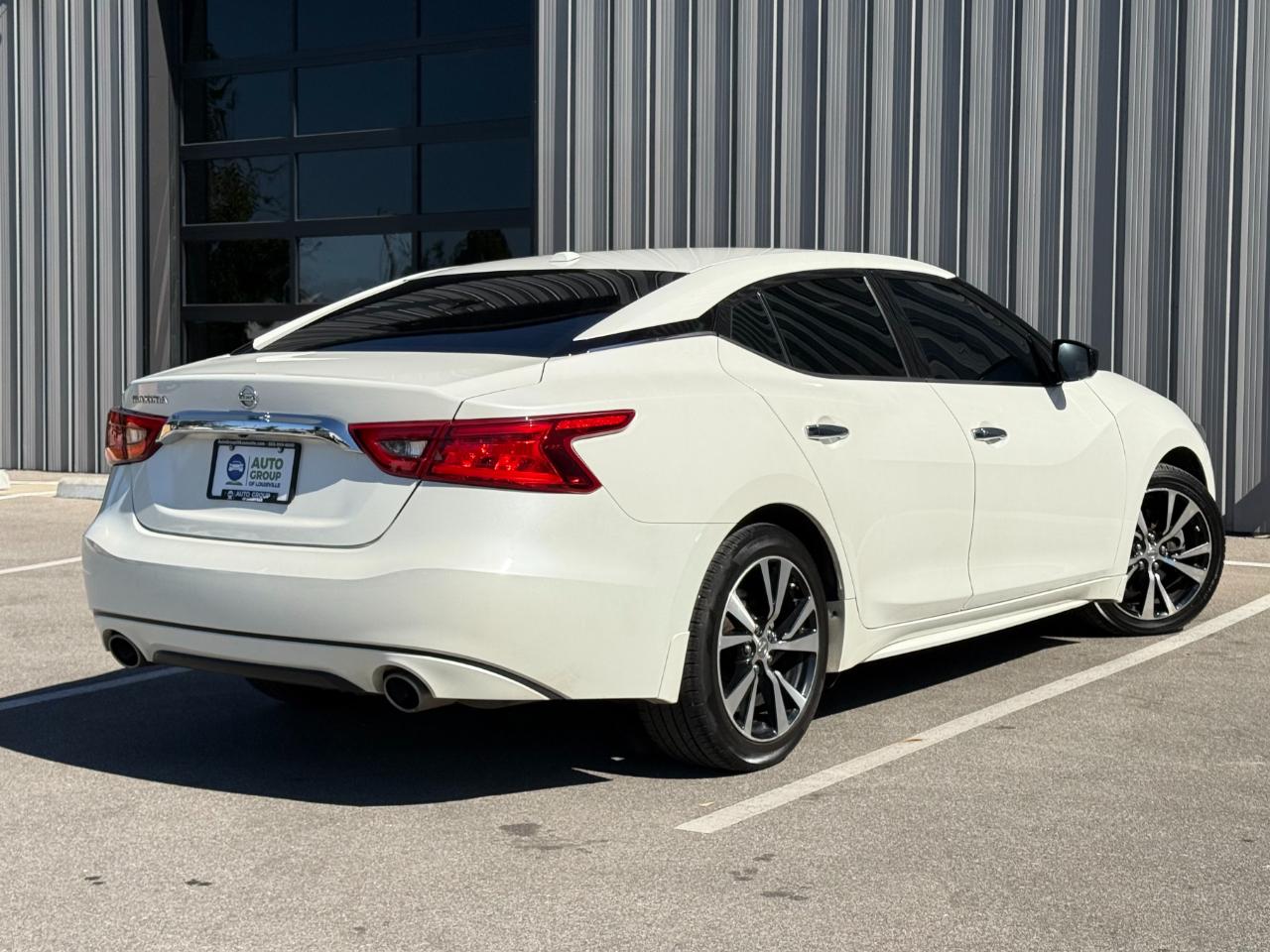Nissan Maxima S 3.5L 2018