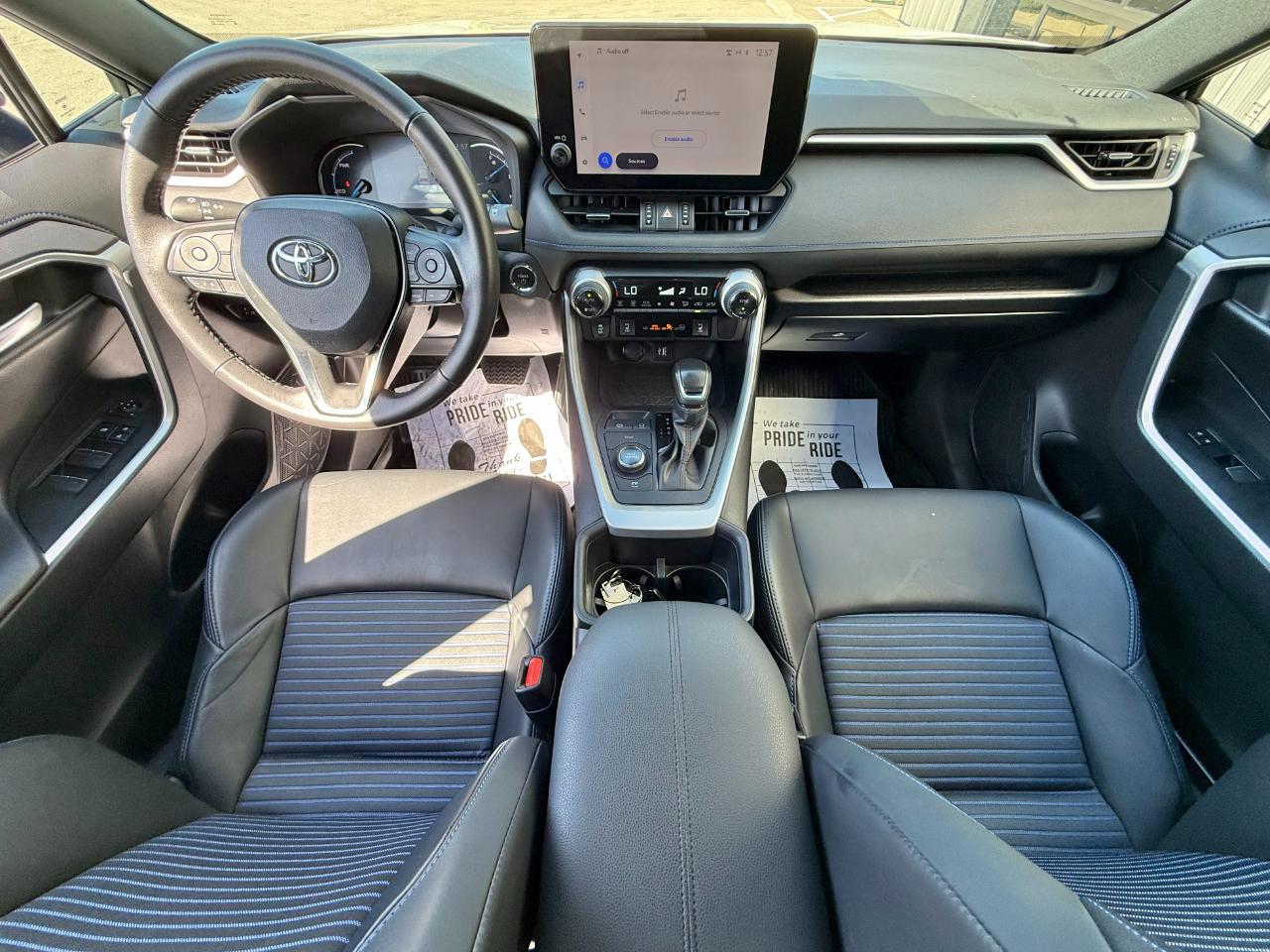 Toyota RAV4 Hybrid XSE AWD (Natl) 2024