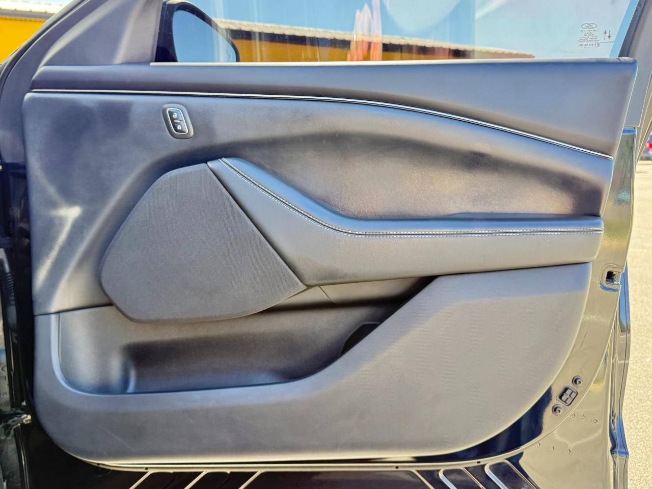 Ford Mustang Mach-E Select RWD 2021