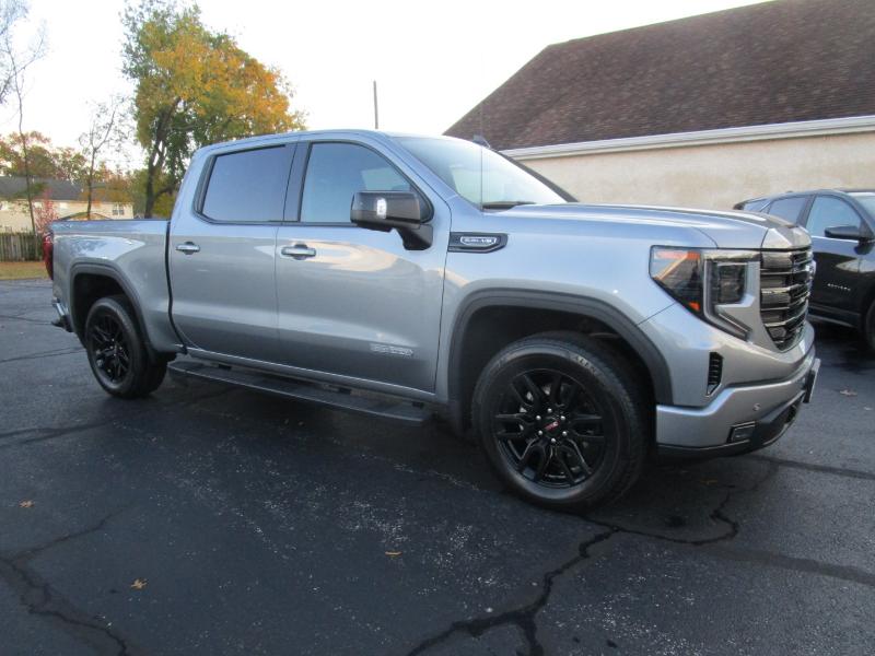 GMC Sierra 1500 Elevation Crew Cab 4WD 2025 GMC Sierra 1500 Elevation Crew Cab 4WD 2025