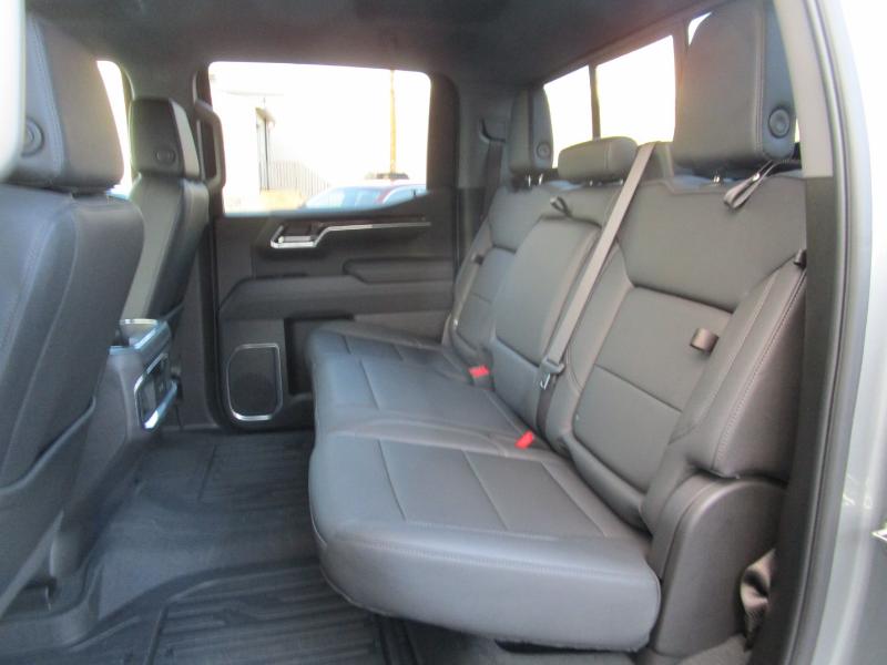 GMC Sierra 1500 Elevation Crew Cab 4WD 2025 GMC Sierra 1500 Elevation Crew Cab 4WD 2025