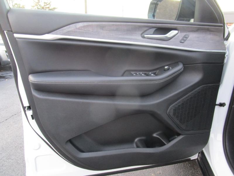 Jeep Grand Cherokee L  2023