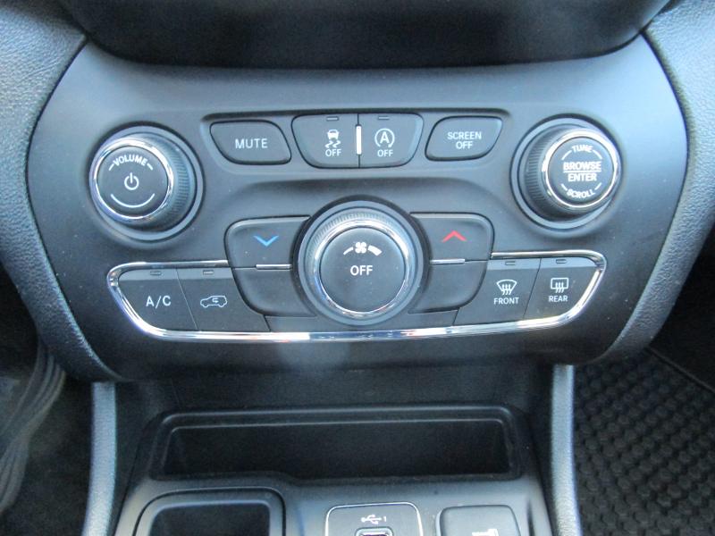 Jeep Cherokee Latitude Plus FWD 2020