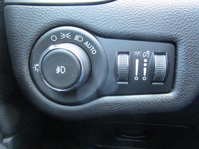 Jeep Cherokee Latitude Plus FWD 2020