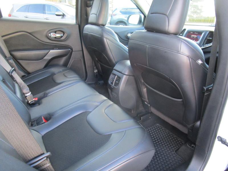 Jeep Cherokee Latitude Plus FWD 2020