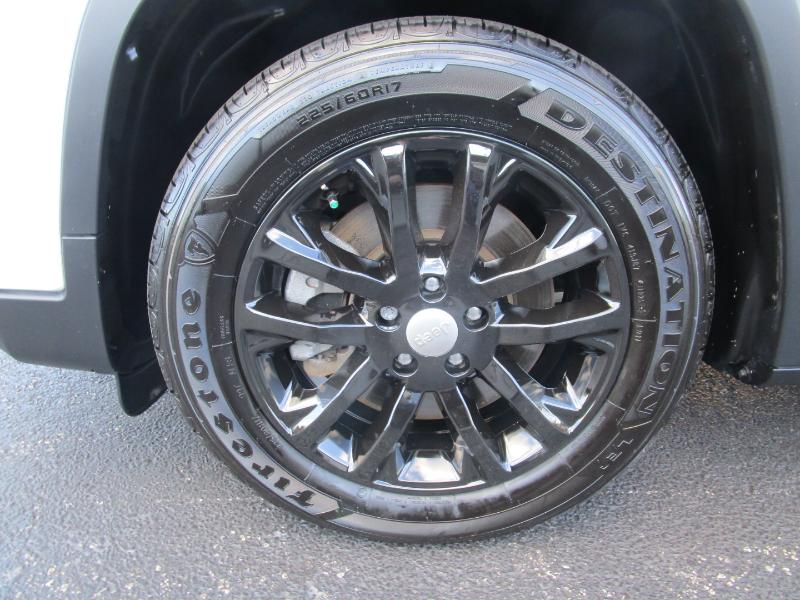 Jeep Cherokee Latitude Plus FWD 2020