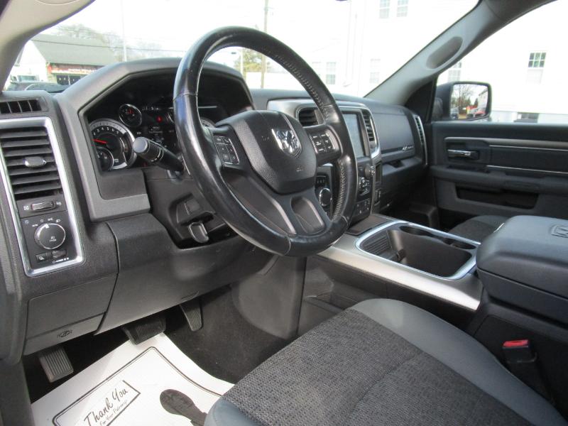 RAM 1500 Big Horn Crew Cab SWB 4WD 2018