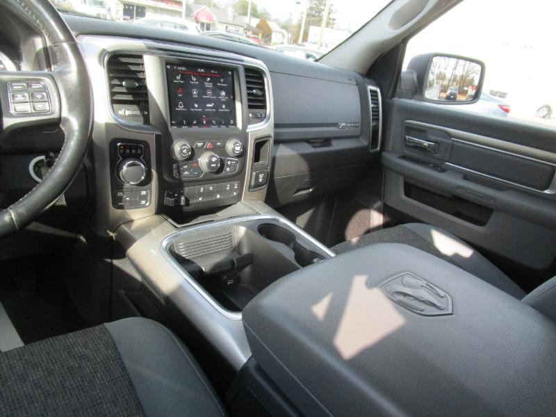 RAM 1500 Big Horn Crew Cab SWB 4WD 2018