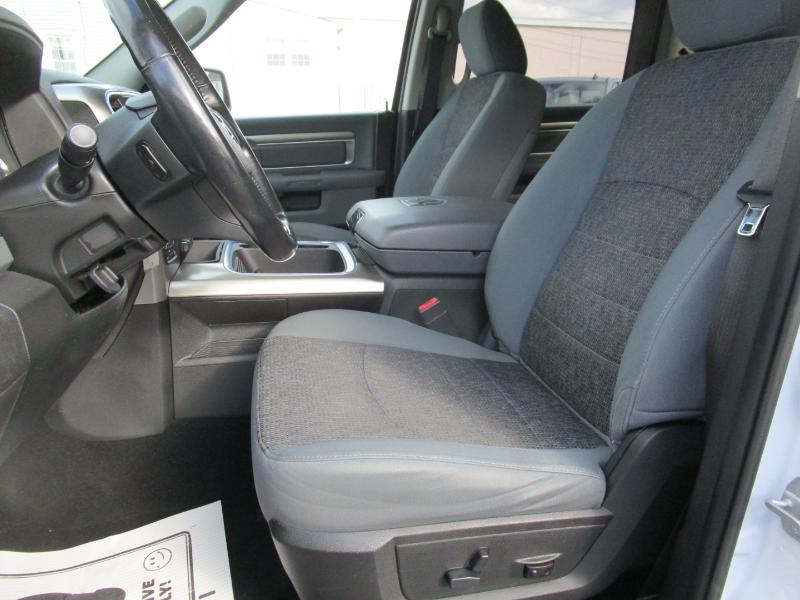 RAM 1500 Big Horn Crew Cab SWB 4WD 2018