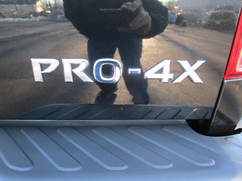 Nissan Frontier PRO-4X Crew Cab 4WD 2021