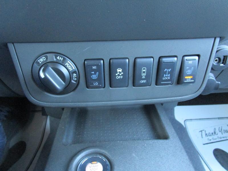 Nissan Frontier PRO-4X Crew Cab 4WD 2021