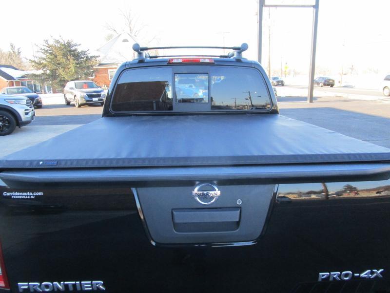 Nissan Frontier PRO-4X Crew Cab 4WD 2021