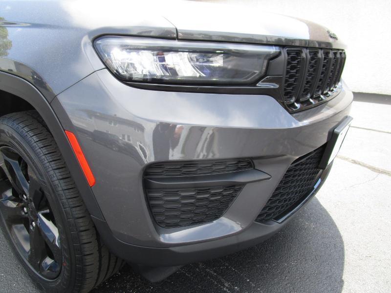 Jeep Grand Cherokee  2023