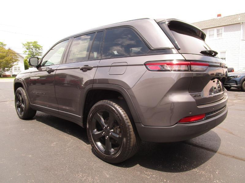 Jeep Grand Cherokee  2023