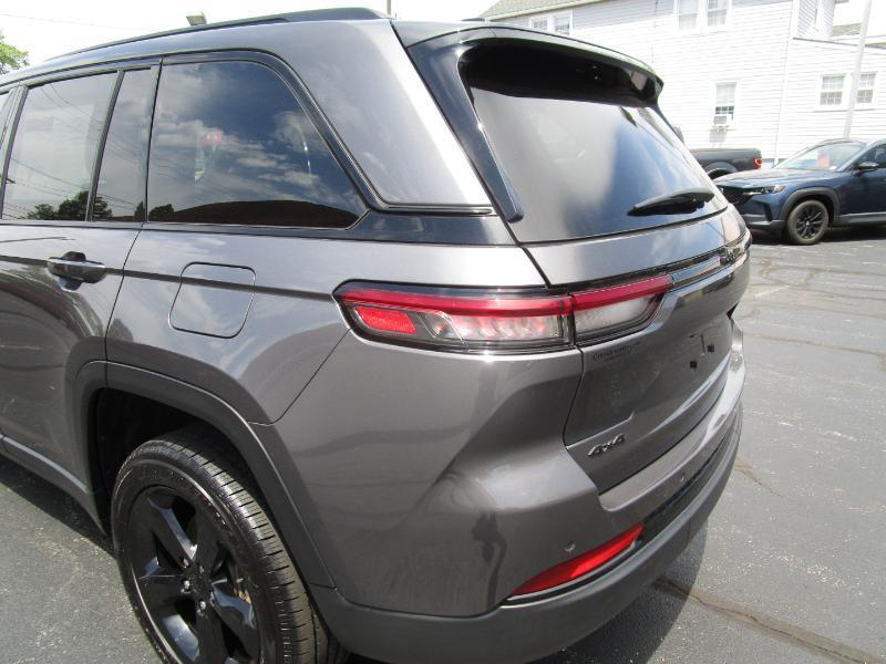 Jeep Grand Cherokee  2023