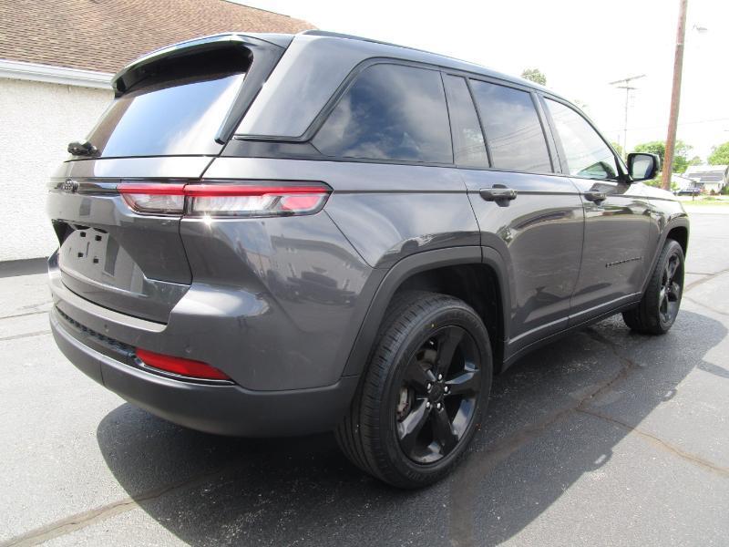 Jeep Grand Cherokee  2023