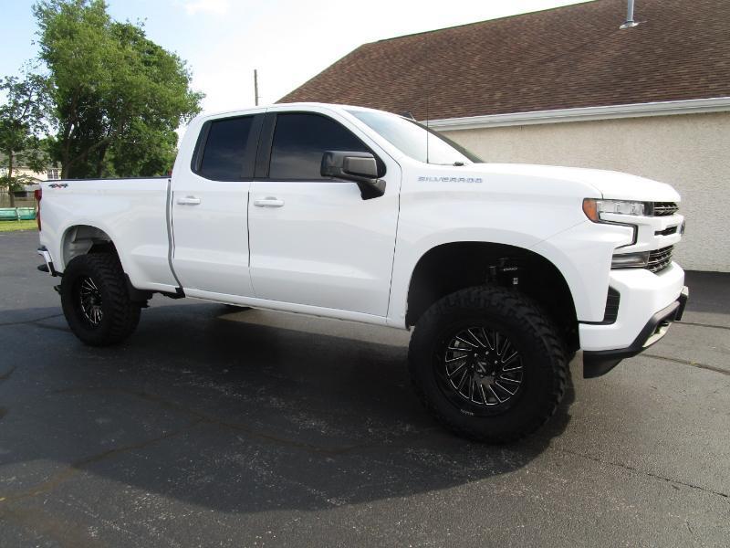Chevrolet Silverado 1500 RST Double Cab 4WD 2020