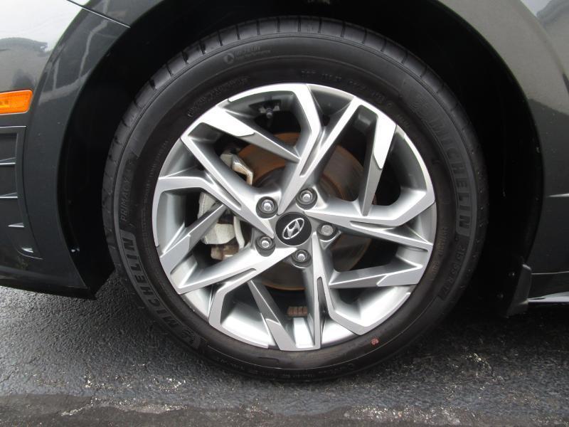 Hyundai Sonata SEL 2023