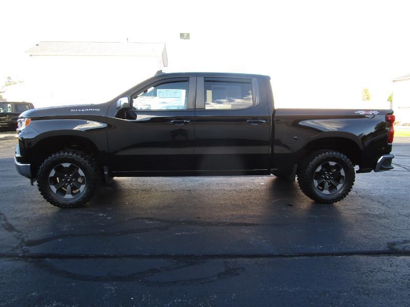 Chevrolet Silverado 1500 LT Crew Cab 4WD 2023