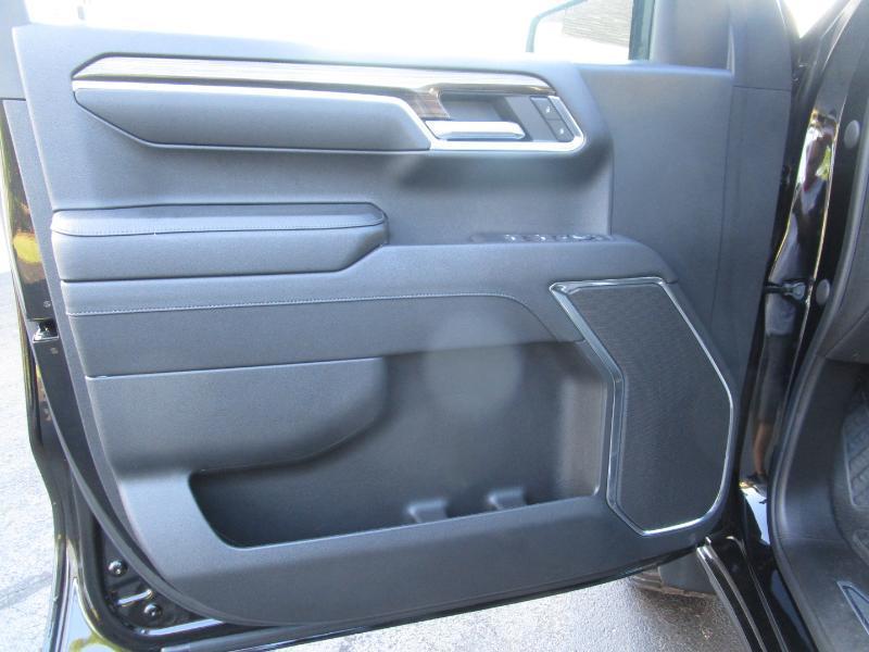 Chevrolet Silverado 1500 LT Crew Cab 4WD 2023