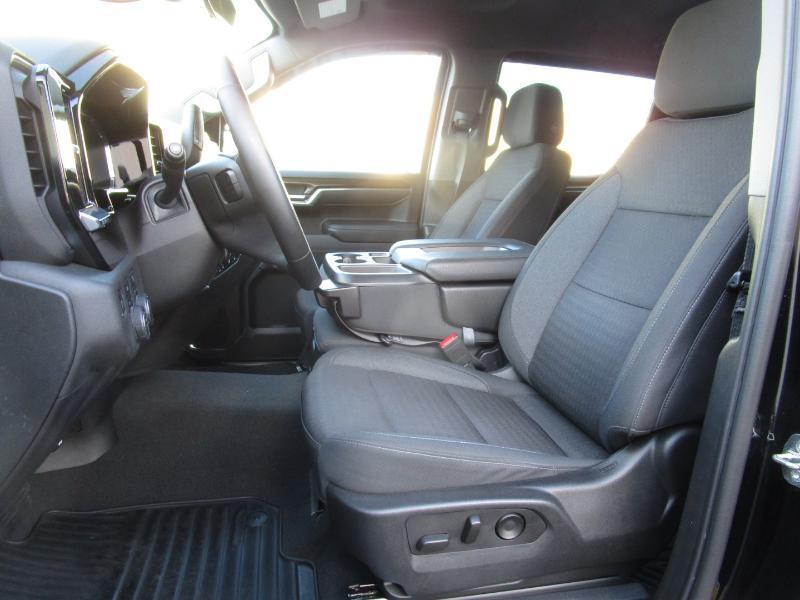 Chevrolet Silverado 1500 LT Crew Cab 4WD 2023