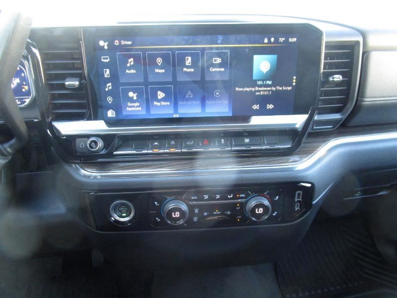 Chevrolet Silverado 1500 LT Crew Cab 4WD 2023